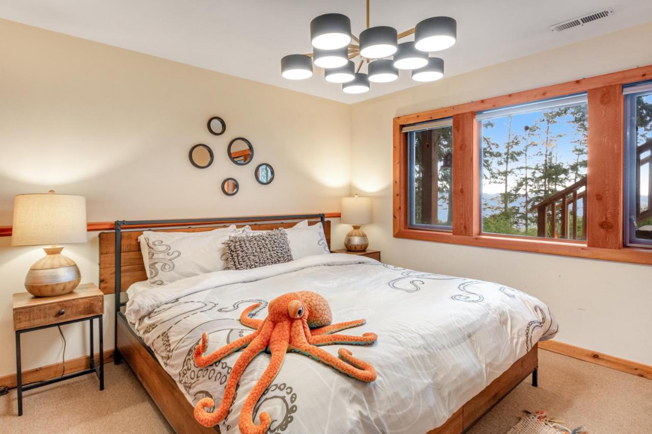 Octopus Den Coupeville Exterior photo
